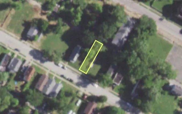 Aerial view of 5631 KENNERLY AV — vacant lot, St. Louis with approximate parcel outline
