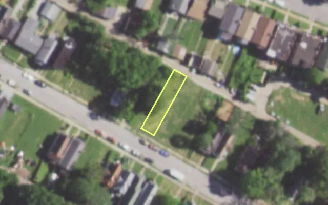 Aerial view of 5707 ROOSEVELT PL — vacant lot, St. Louis with approximate parcel outline