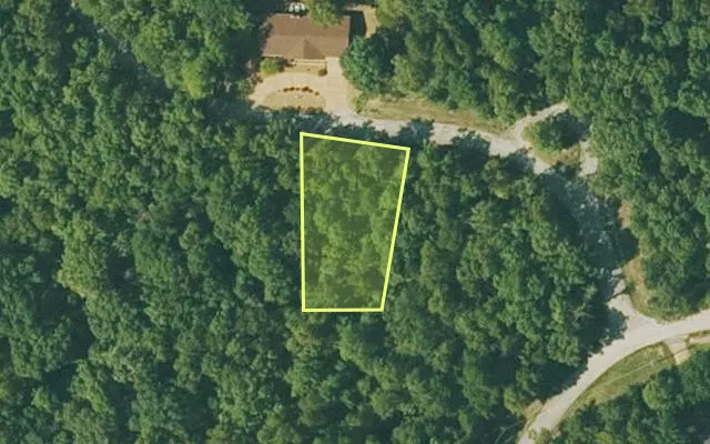 Aerial view of FULTON County parcel 180-13173-000 — Arkansas post-auction with approximate parcel outline