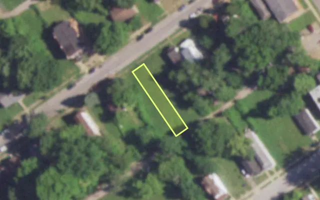 Aerial view of 5248 ROBIN AV — vacant lot, St. Louis with approximate parcel outline