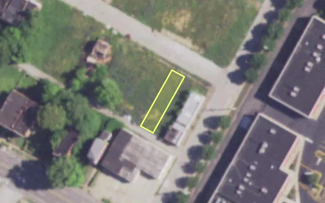 Aerial view of 3704 EVANS AV — vacant lot, St. Louis with approximate parcel outline