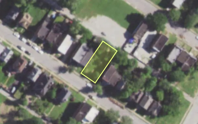 Aerial view of 5929 COTE BRILLIANTE AV — vacant lot, St. Louis with approximate parcel outline