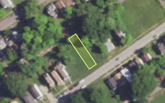 Aerial view of 4947 ALCOTT AV — vacant lot, St. Louis with approximate parcel outline