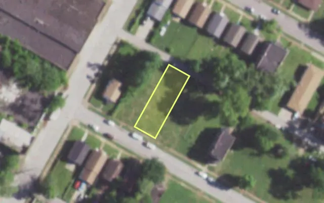 Aerial view of 5883 TERRY AV — vacant lot, St. Louis with approximate parcel outline