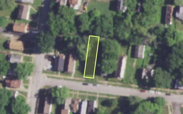 Aerial view of 1059 GARTH AV — vacant lot, St. Louis with approximate parcel outline