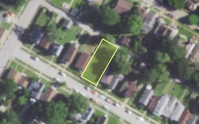 Aerial view of 5955 SHERRY AV — vacant lot, St. Louis with approximate parcel outline