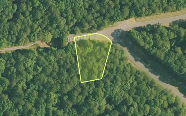 Aerial view of VAN BUREN County parcel 4400-11061-0000 — Arkansas post-auction with approximate parcel outline