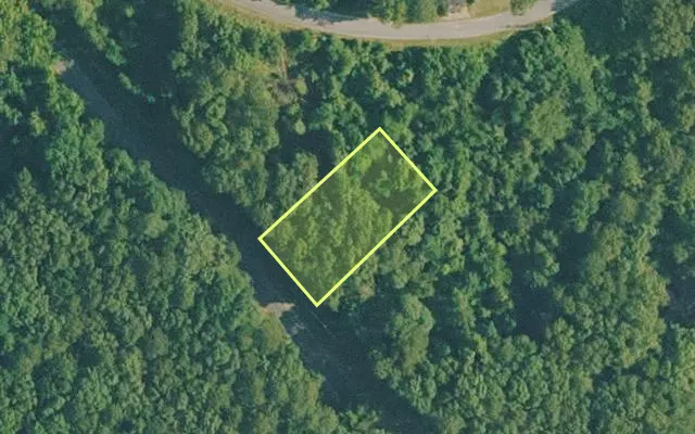 Aerial view of VAN BUREN County parcel 4400-08141-0000 — Arkansas post-auction with approximate parcel outline