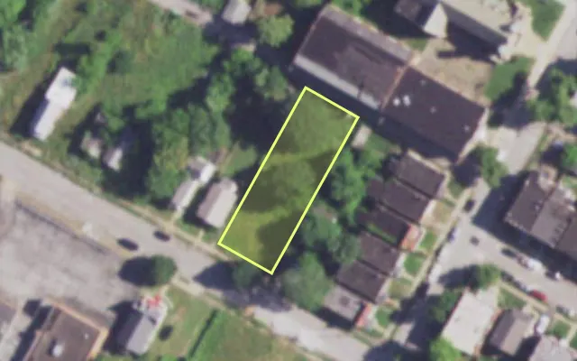 Aerial view of 4115 LEXINGTON AV — vacant lot, St. Louis with approximate parcel outline
