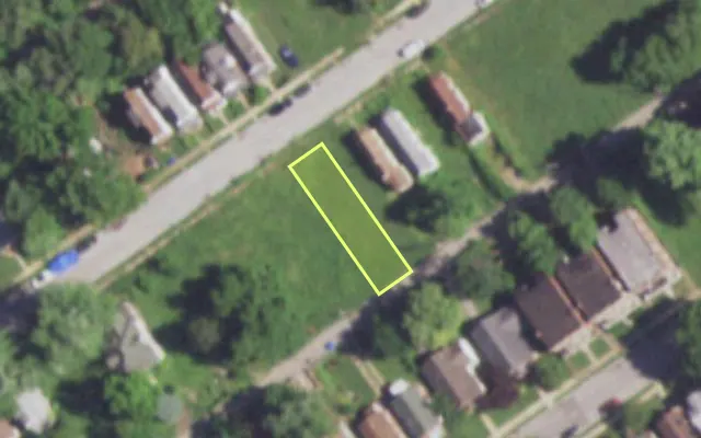 Aerial view of 5060 GERALDINE AV — vacant lot, St. Louis with approximate parcel outline