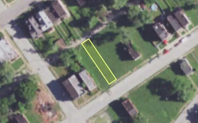 Aerial view of 2039 ALICE AV — vacant lot, St. Louis with approximate parcel outline
