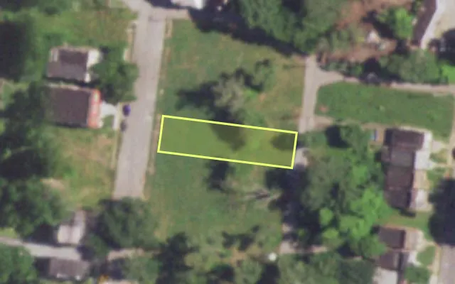 Aerial view of 1344 BAYARD AV — vacant lot, St. Louis with approximate parcel outline