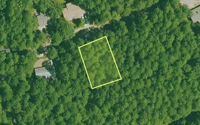 Aerial view of GARLAND County parcel 71069 — Arkansas post-auction with approximate parcel outline