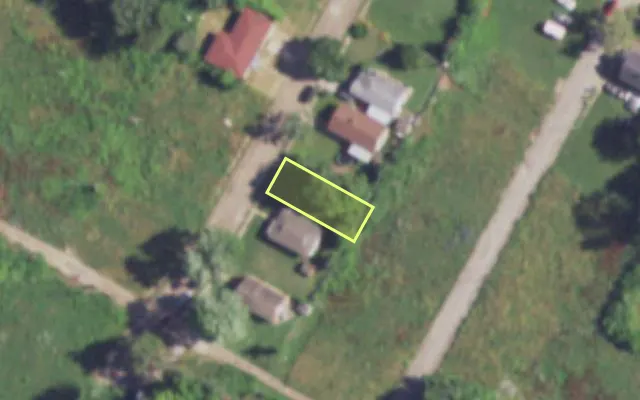Aerial view of 3032 CLARENCE AV — vacant lot, St. Louis with approximate parcel outline