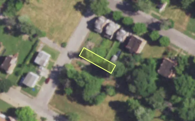 Aerial view of 2716 CORA AV — vacant lot, St. Louis with approximate parcel outline