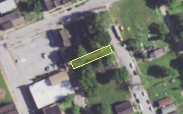 Aerial view of 4257 N 19TH ST — vacant lot, St. Louis with approximate parcel outline