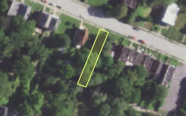 Aerial view of 5136 WELLS AV — vacant lot, St. Louis with approximate parcel outline