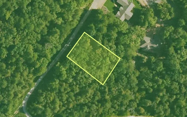 Aerial view of SALINE County parcel 416-00112-000 — Arkansas post-auction with approximate parcel outline