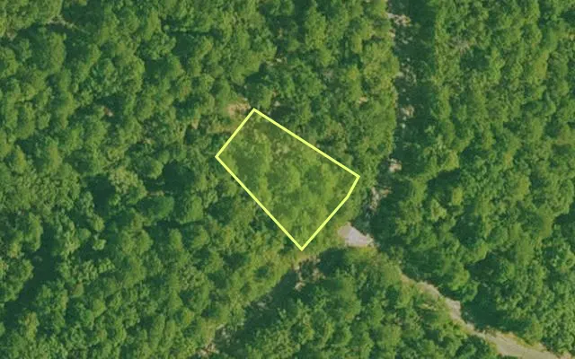 Aerial view of GARLAND County parcel 72185 — Arkansas post-auction with approximate parcel outline