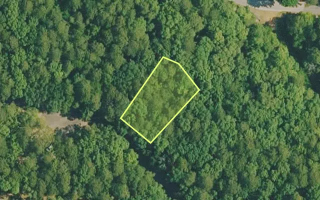 Aerial view of VAN BUREN County parcel 4400-02081-0000 — Arkansas post-auction with approximate parcel outline