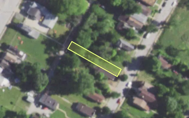 Aerial view of 2719 SEMPLE AV — vacant lot, St. Louis with approximate parcel outline