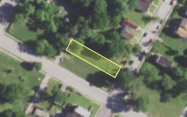 Aerial view of 2507 SEMPLE AV — vacant lot, St. Louis with approximate parcel outline