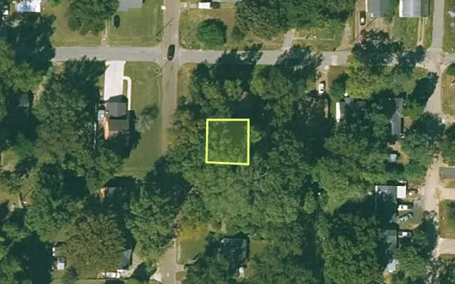 Aerial view of PHILLIPS County parcel 703-00080-000 — Arkansas post-auction with approximate parcel outline