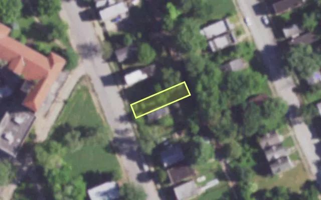 Aerial view of 4238 N FLORISSANT AV — vacant lot, St. Louis with approximate parcel outline