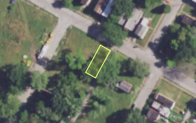 Aerial view of 4236 ASHLAND AV — vacant lot, St. Louis with approximate parcel outline
