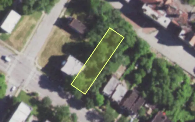 Aerial view of 5883 PAGE BLVD — vacant lot, St. Louis with approximate parcel outline