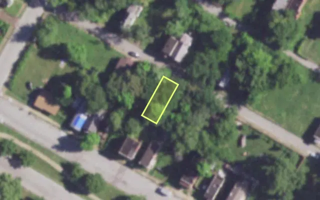 Aerial view of 3928 SHERMAN PL — vacant lot, St. Louis with approximate parcel outline