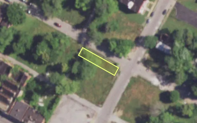 Aerial view of 1525 ANNIE MALONE DR — vacant lot, St. Louis with approximate parcel outline