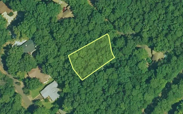 Aerial view of GARLAND County parcel 62804 — Arkansas post-auction with approximate parcel outline