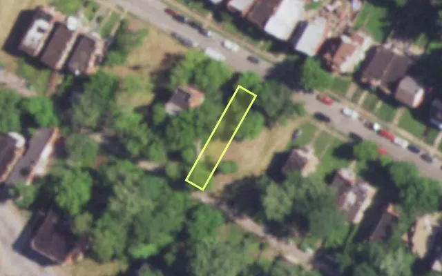 Aerial view of 4818 LABADIE AV — vacant lot, St. Louis with approximate parcel outline