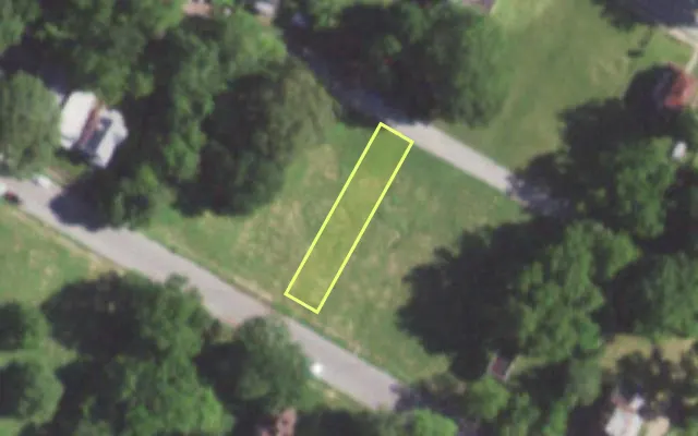 Aerial view of 5661 LOTUS AV — vacant lot, St. Louis with approximate parcel outline