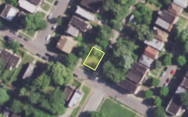 Aerial view of 4317 PENROSE ST — vacant lot, St. Louis with approximate parcel outline