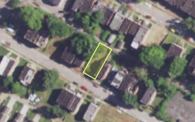 Aerial view of 4041 KENNERLY AV — vacant lot, St. Louis with approximate parcel outline