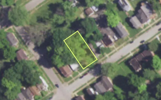 Aerial view of 5211 ALCOTT AV — vacant lot, St. Louis with approximate parcel outline