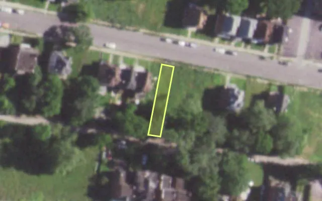 Aerial view of 5042 MINERVA AV — vacant lot, St. Louis with approximate parcel outline