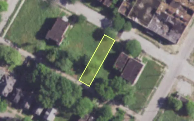 Aerial view of 2918 HEBERT ST — vacant lot, St. Louis with approximate parcel outline