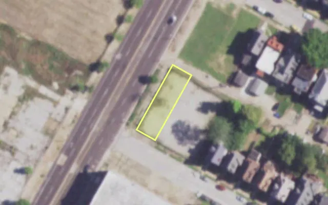 Aerial view of 2834 N GRAND BLVD — vacant lot, St. Louis with approximate parcel outline