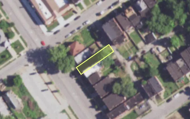 Aerial view of 4159 W FLORISSANT AV — vacant lot, St. Louis with approximate parcel outline