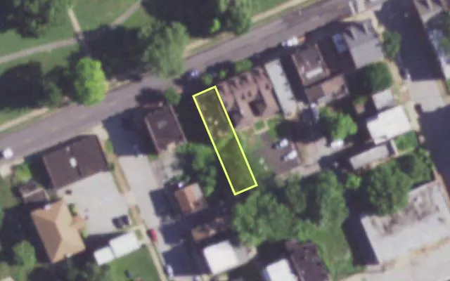 Aerial view of 1522 SALISBURY ST — vacant lot, St. Louis with approximate parcel outline