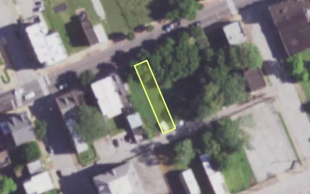 Aerial view of 1418 SALISBURY ST — vacant lot, St. Louis with approximate parcel outline