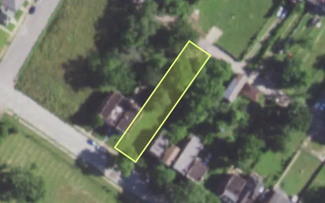 Aerial view of 5355 MINERVA AV — vacant lot, St. Louis with approximate parcel outline