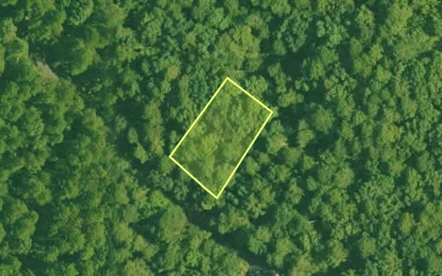 Aerial view of SALINE County parcel 668-00210-000 — Arkansas post-auction with approximate parcel outline