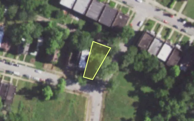 Aerial view of 6001 SUBURBAN AV — vacant lot, St. Louis with approximate parcel outline