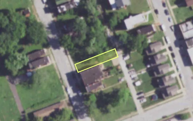 Aerial view of 3918 VEST AV — vacant lot, St. Louis with approximate parcel outline