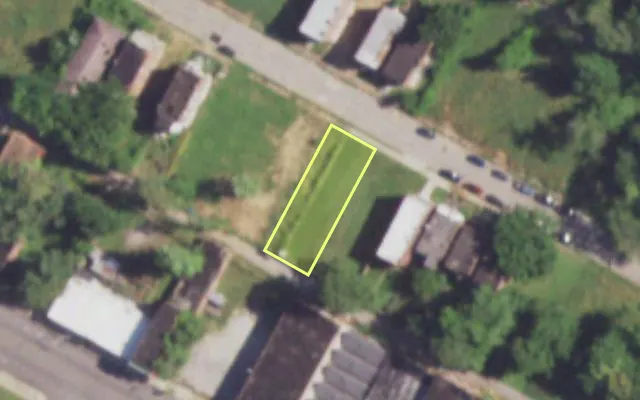 Aerial view of 4252 W ALDINE AV — vacant lot, St. Louis with approximate parcel outline