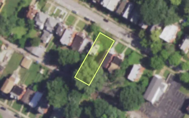 Aerial view of 4742 GREER AV — vacant lot, St. Louis with approximate parcel outline